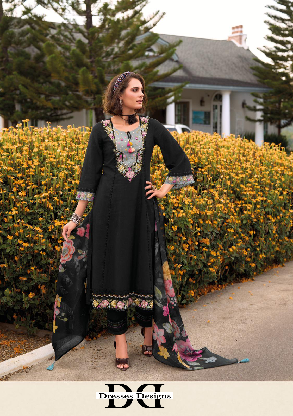Timeless Black Ethnic Dresses 2025 – Elegant & Stunning Outfits for Every Occasion