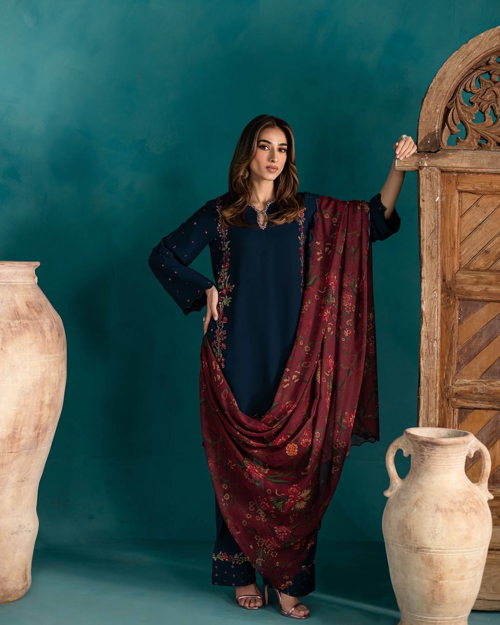 Party Wear Blue Color Pure Natural Crep Silk Suit For Girs
