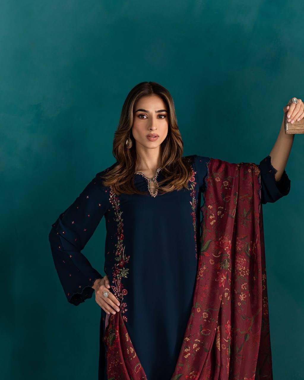 Party Wear Blue Color Pure Natural Crep Silk Suit For Girs