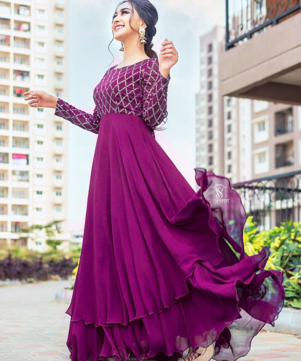 Best_Layer_Anarkali_Designer_Gown_Designs_For_Wedding_Wear_4_865e53b0-2779-4d4d-af2d-61962d6f18cf.jpg