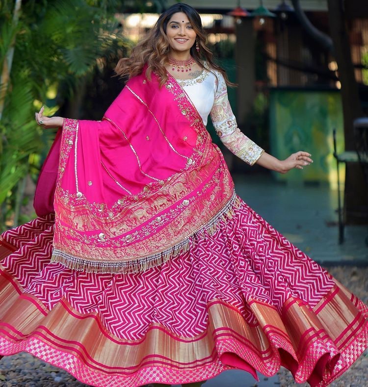 DesignerLehengaCholiWithHeavyEmbroideryRealMirrorWorkForNavratri_71cf9ccf-42a0-4008-97bf-f6d6fbb4b805.jpg