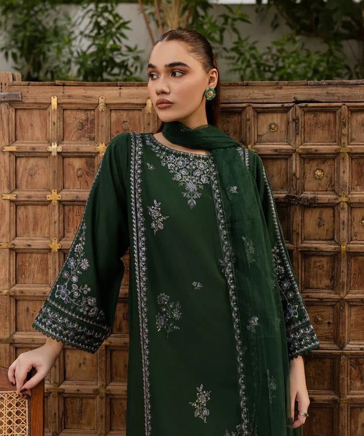 EverGreen3PcEmbroideredLawnDress3_7.jpg