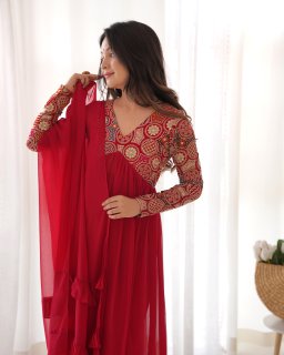 Wedding Wear Red Color Heavy Fox Georgette Gown For Girls