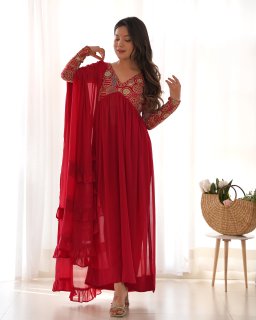 Wedding Wear Red Color Heavy Fox Georgette Gown For Girls