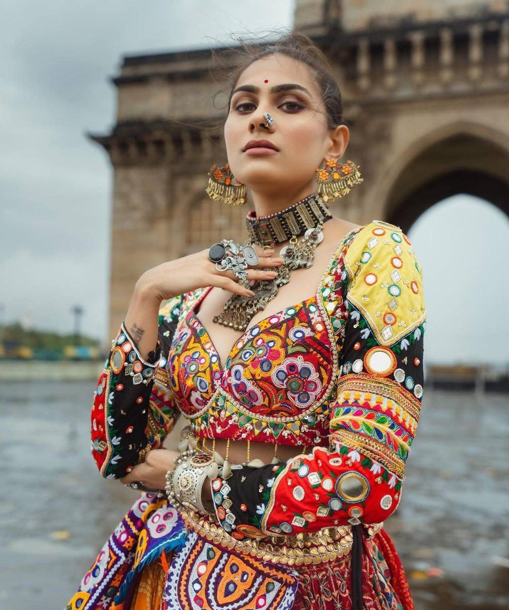 Latest_Fancy_Navratri_Lehenga_Choli_2024_Designs_2_8304b846-2b2b-49e9-acfb-7b9aa48d8fd9.jpg