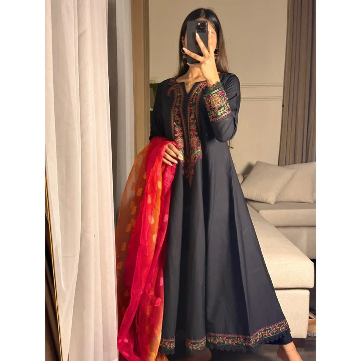 Black Kashmiri Embroidered Anarkali Suit with Contrast Dupatta