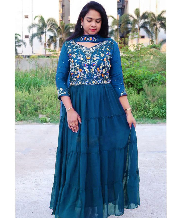 New_Beautiful_Georgette_Party_Wear_Gown_Set_e36a735d-2b1a-4da6-86a7-04d7d5ea1016.jpg