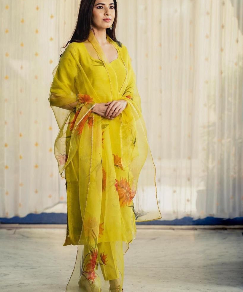 Party_Wear_Yellow_Color_Heavy_Maska_Cotton_Silk_Kurti_For_Girls.jpg