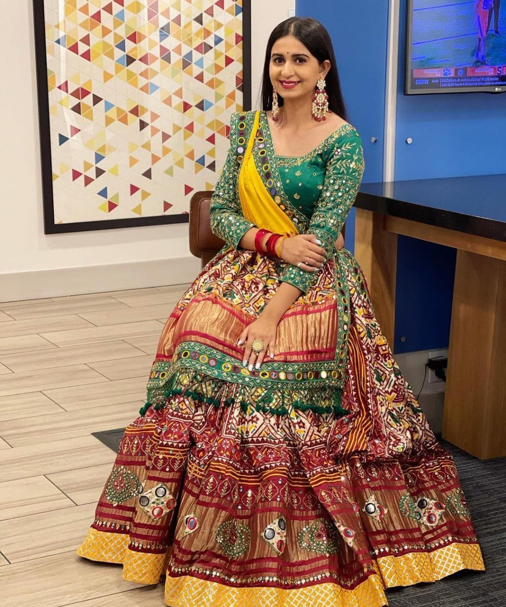 Pure_Satin_Silk_Printed_Mirror_Work_Lehenga_Choli_For_Girls_4_ac7475b0-b2b2-4c9f-ac9e-a556ba954b50.jpg