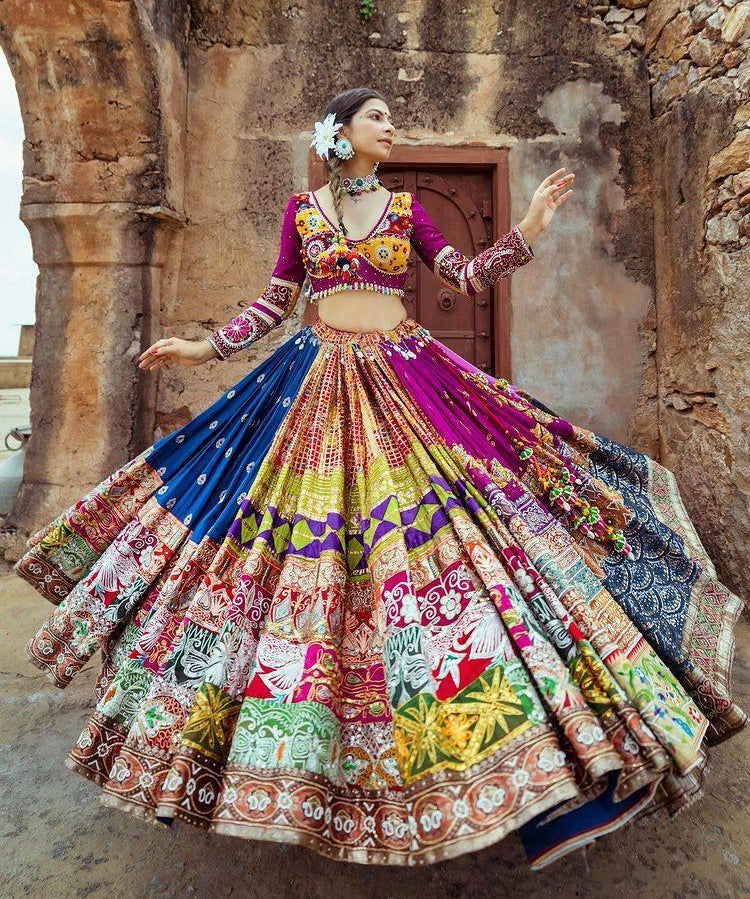 Trend_Base_Online_2024_Navratri_Lehenga_Collection_8_0d1d1baf-45e7-46ee-ab3b-a1ebcab136e3.jpg