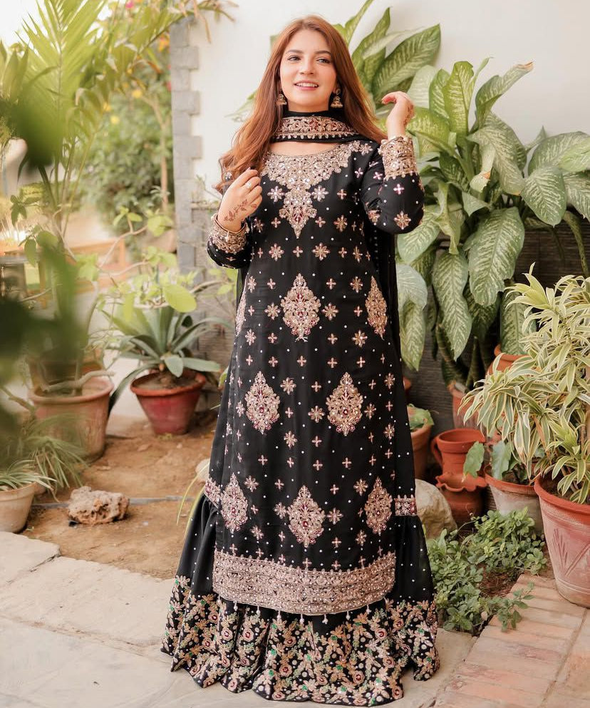 Wedding_Wear_Black_Color_Georgette_Salwar_Kameez_For_Girls.jpg