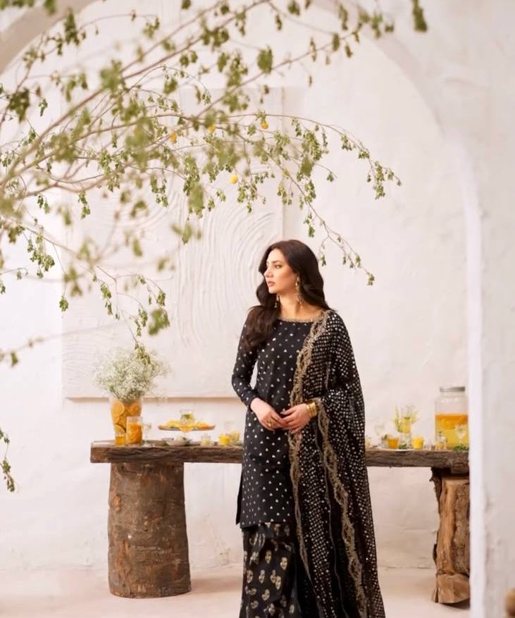 Wedding_Wear_Black_Color_Heavy_Faux_Georgette_Sharara_For_Girls.jpg