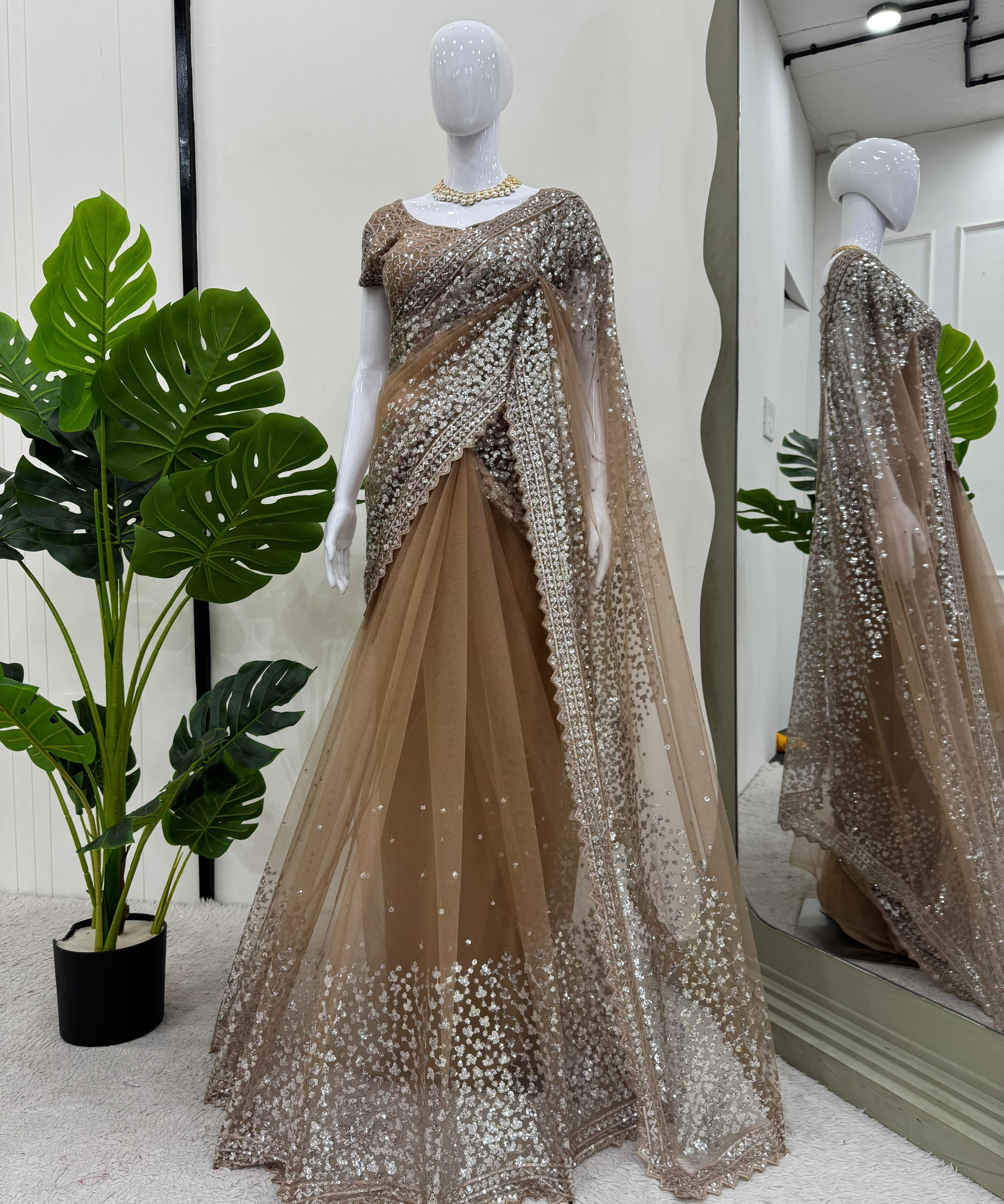 Wedding_Wear_Golden_Color_Soft_Silk_Saree_For_Girls.jpg