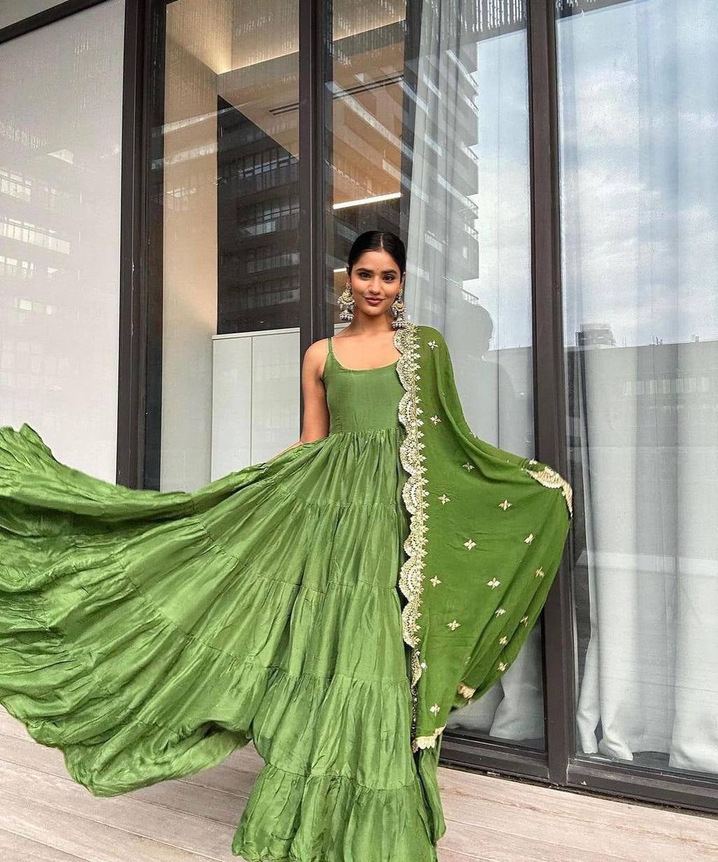 Wedding_Wear_Green_Color_Hevay_Georgette_Gown_For_Women.jpg
