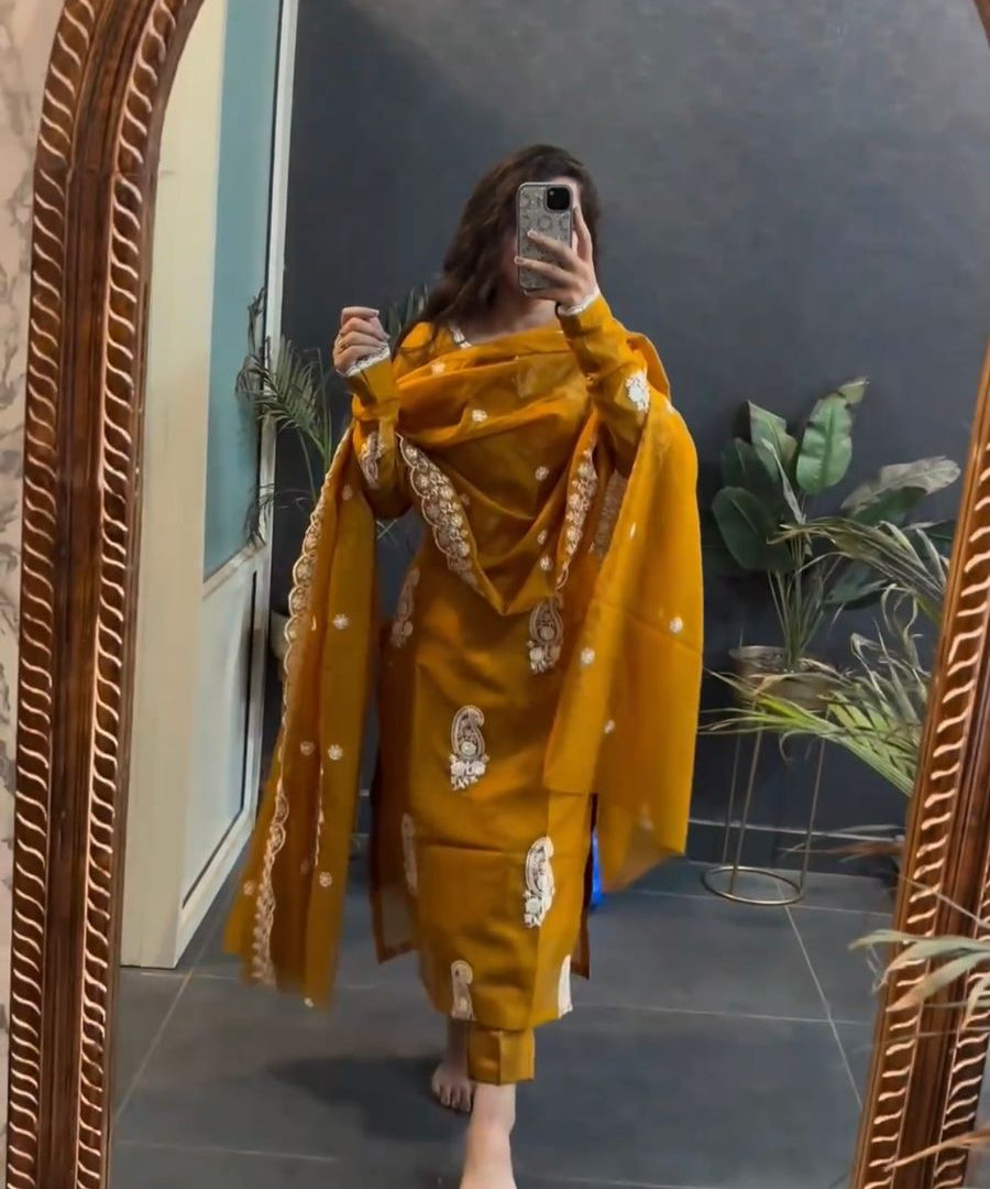 Wedding_Wear_Mustard_Yellow_Color_Heavy_Suit_For_Girls.jpg