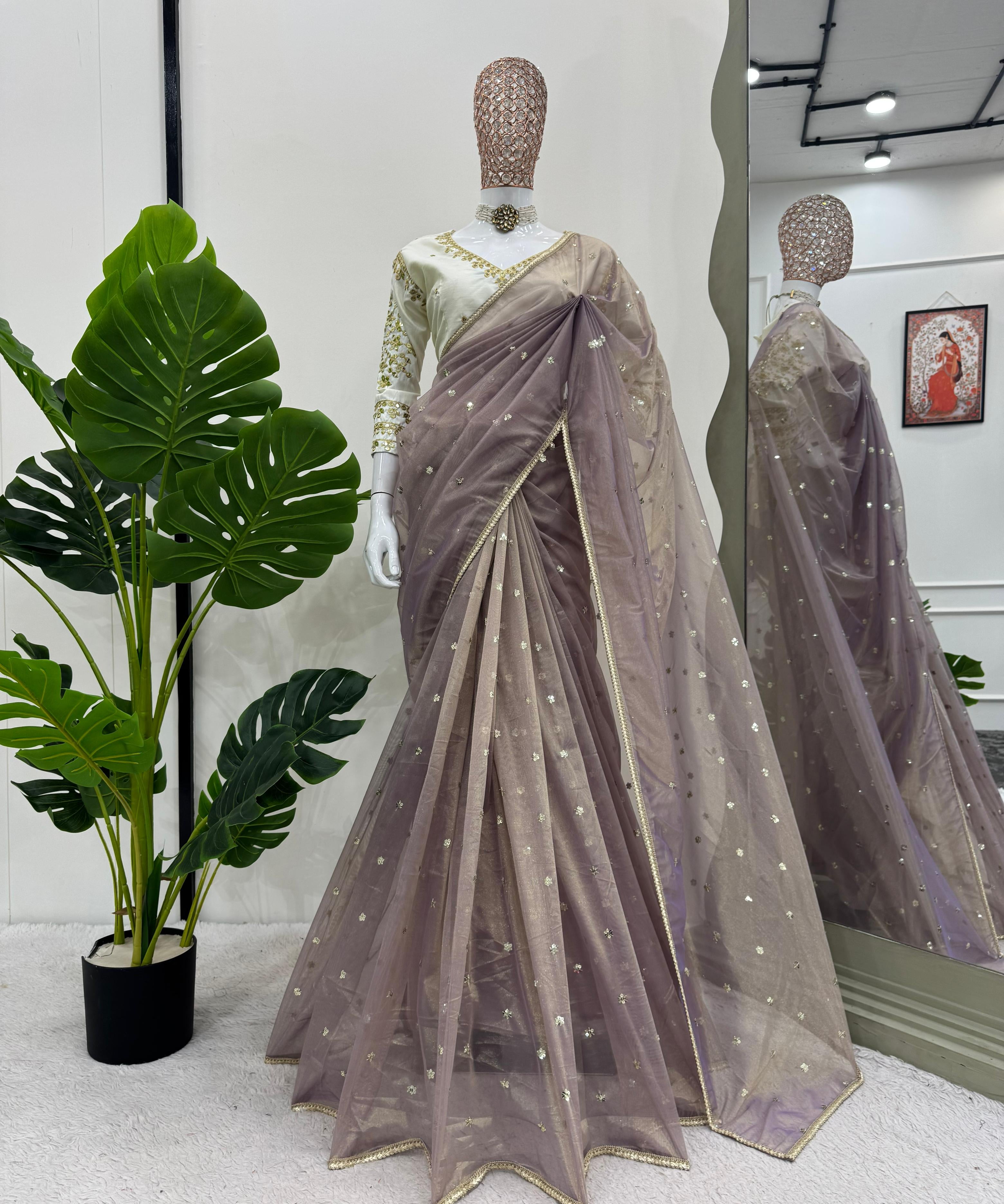 Wedding_Wear_Peach_Color_Havy_Twil_Net_Saree_For_Women.jpg