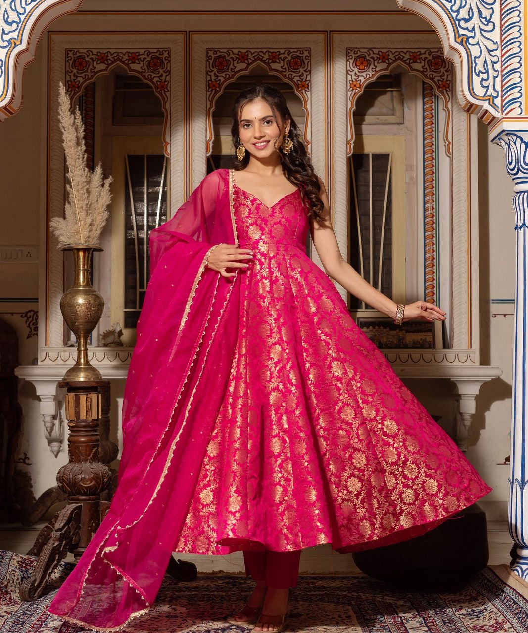 Wedding_Wear_Pink_Color_Georgette_Gown_For_Girls.jpg