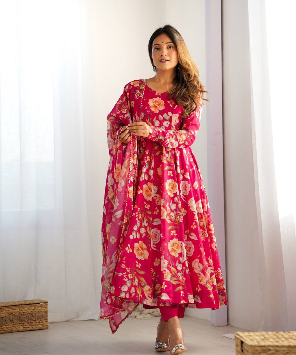 Wedding_Wear_Pink_Color_Heavy_Pure_Soft_Organza_Silk_Gown_For_Girls.jpg