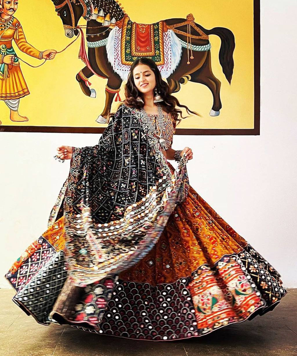 Yellowdigitalprintandmirrorworknavratrifestivallehengacholi_2_112e80aa-320c-4d5f-9a45-e6fd413825f4.jpg