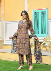 Elegant Navy & Maroon Printed Kurta Pant Set