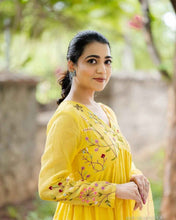 This Mul Chanderi Anarkali Kurti Set