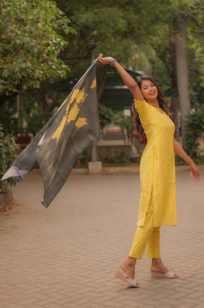 Sunray Grace Kurti Set – Mustard Cotton Charm