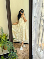 Beautiful Hakoba In Big Flower Holes