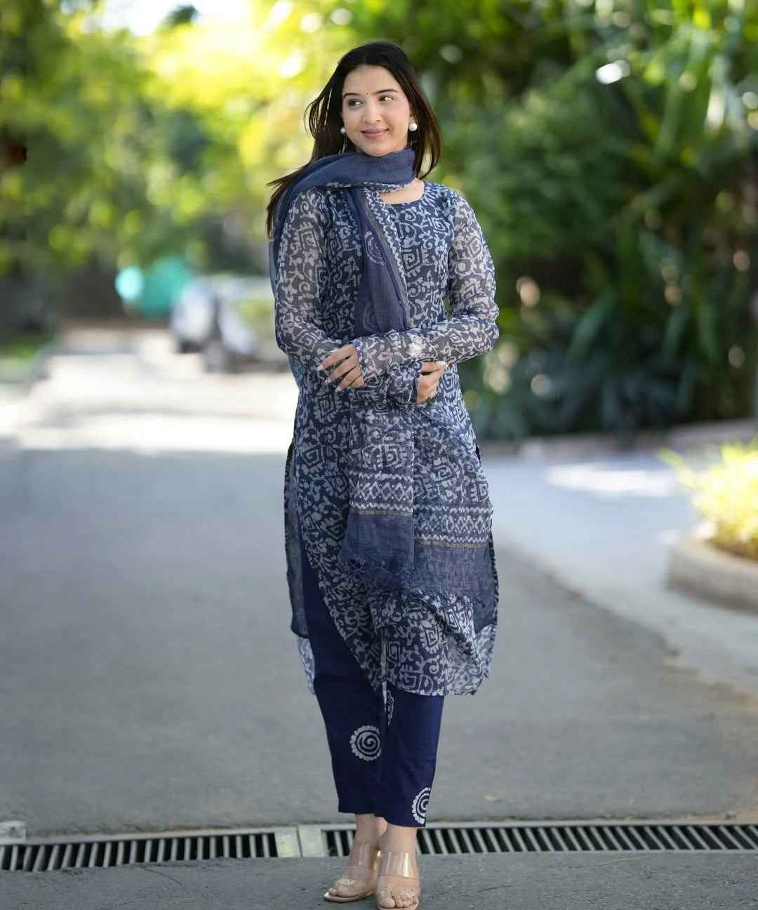 Radiate Charm Baatik Print Breezy Handblock Kota Doriya Set