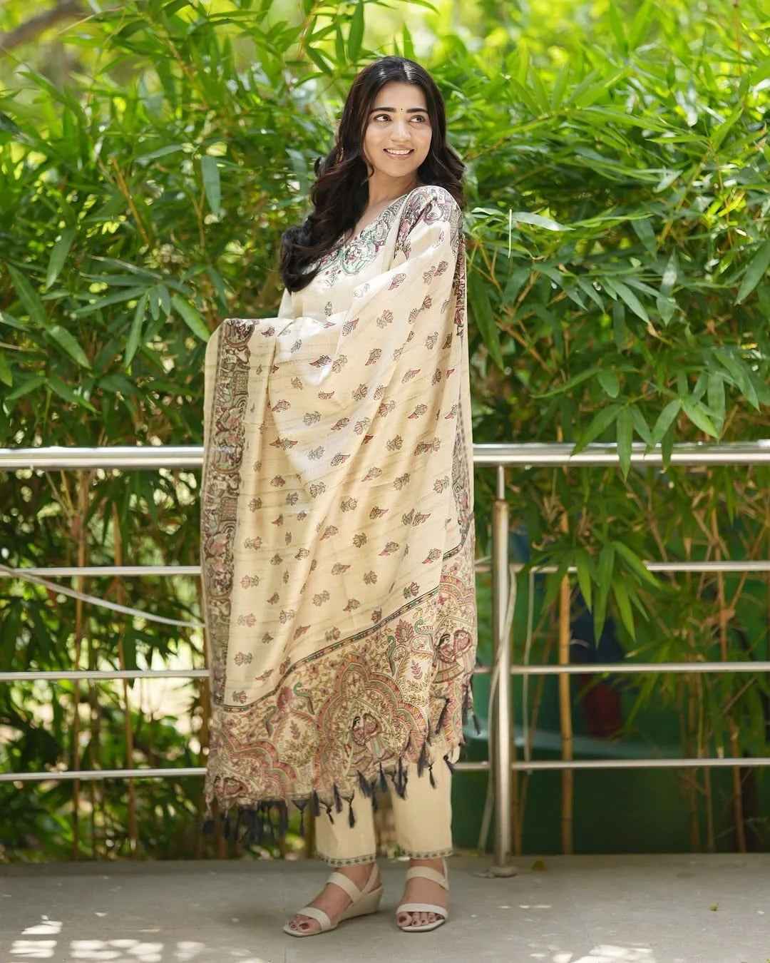 The Soft Breathable Khadi Silk Suit Set