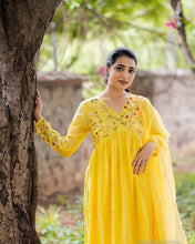 This Mul Chanderi Anarkali Kurti Set