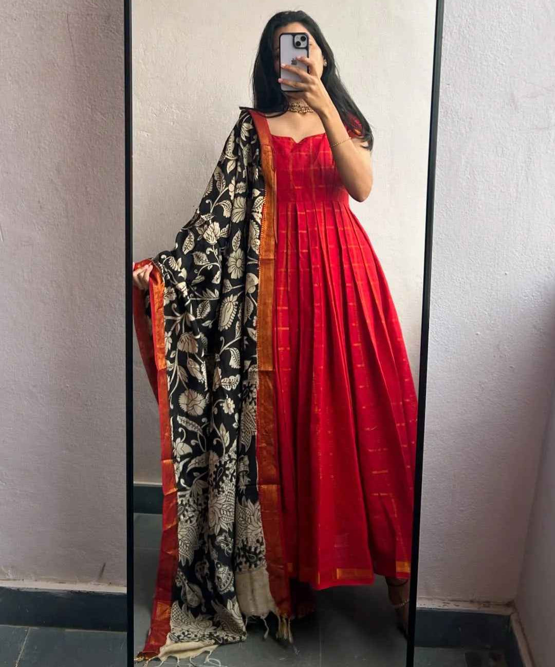 Sharanya Flared Kurta & Dupatta