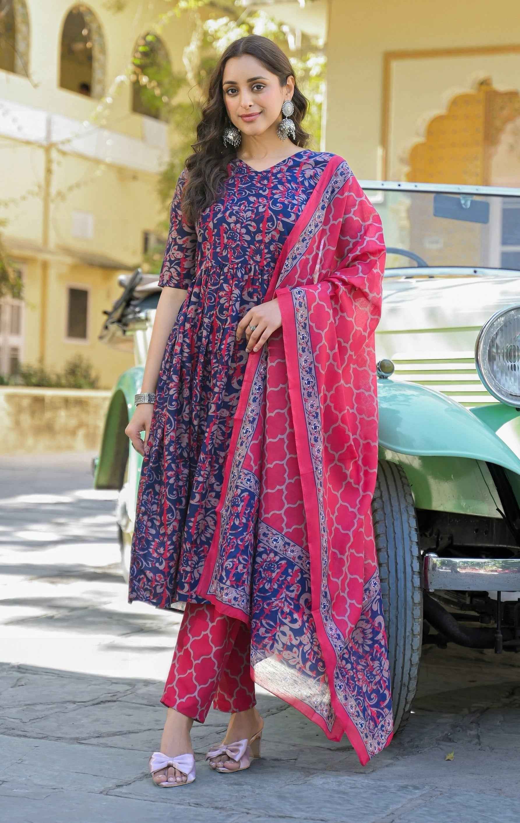 Women€™s Viscose Navy Blue Anarkali Kurta and Pant Set with Dupatta