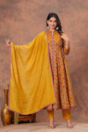 Gulaabo Charm Handblock Suit Set