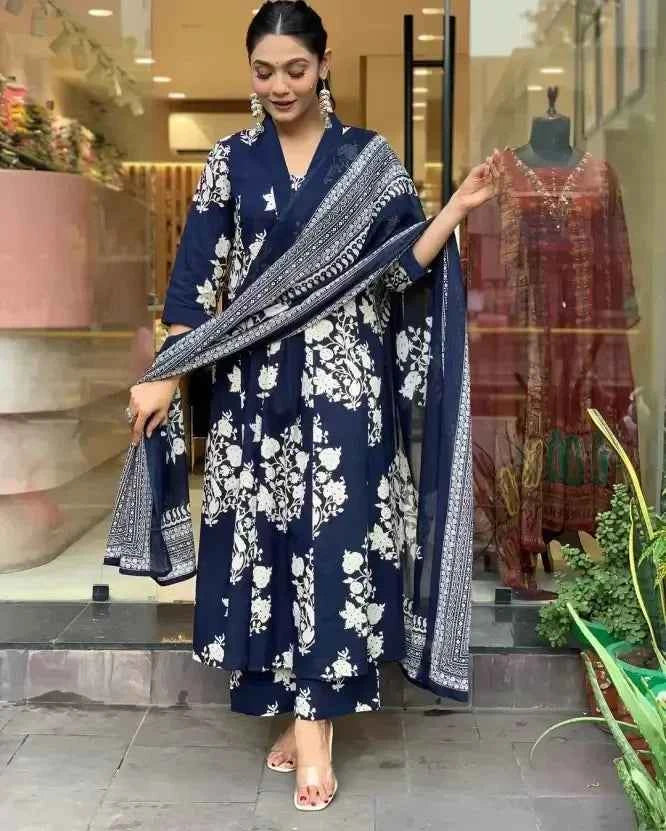 Royal Reverie Suit Set