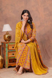 Gulaabo Charm Handblock Suit Set