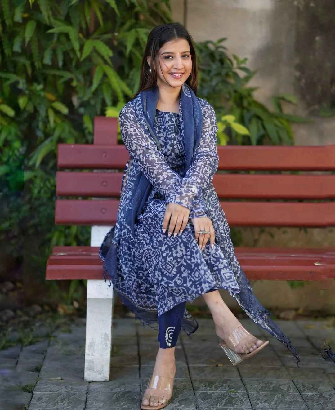 Radiate Charm Baatik Print Breezy Handblock Kota Doriya Set