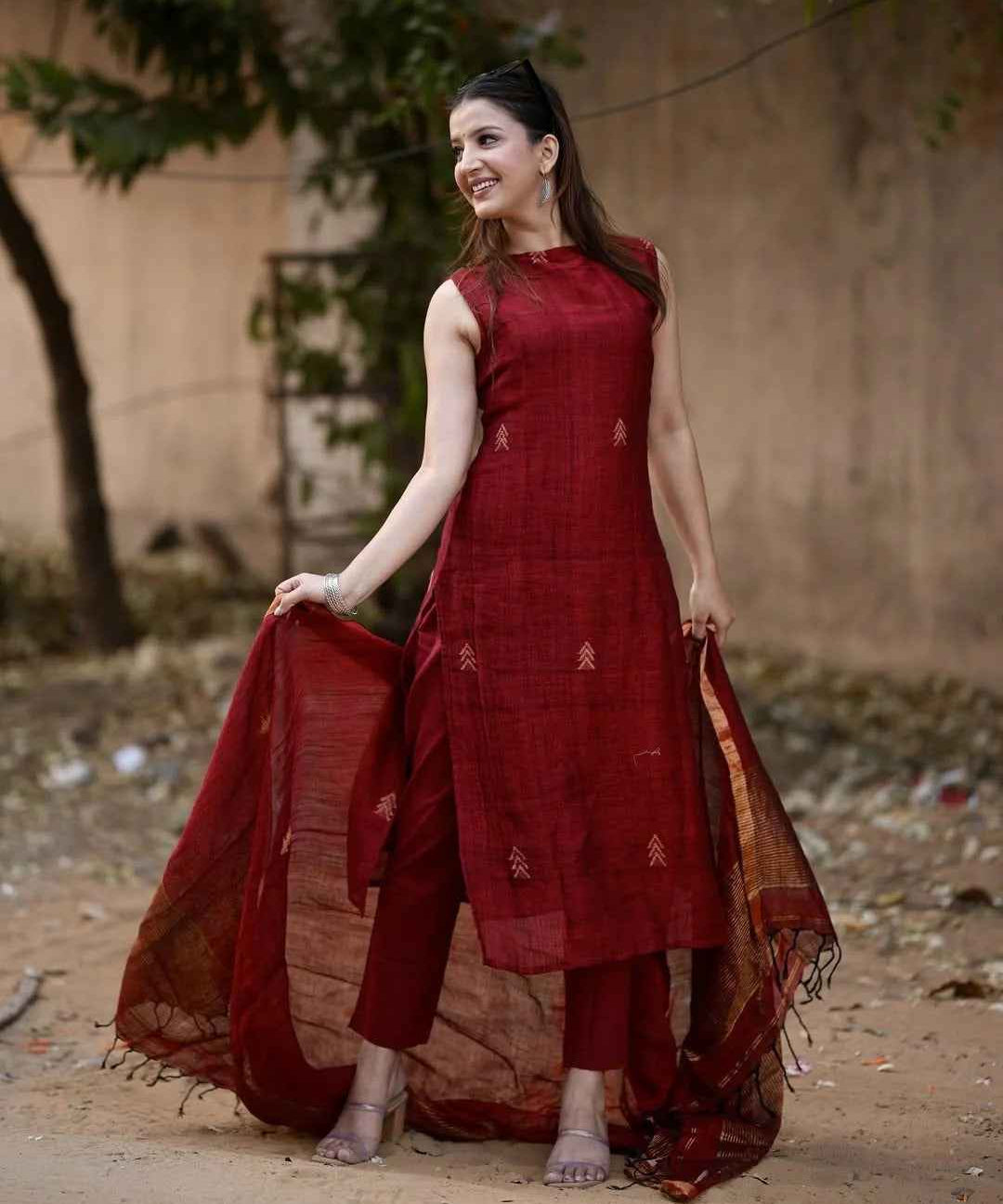 Handwoven Linen Jamdani Suit Set