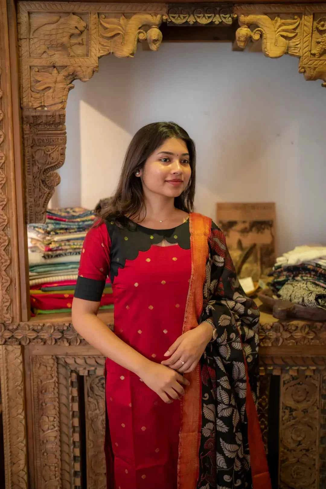 RAWSILK KURTA PANT WITH KALAMKARI DUPATTA