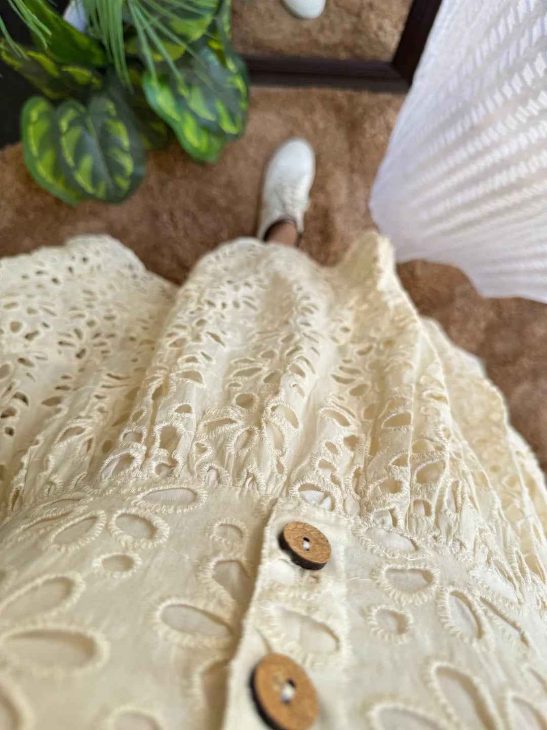 Beautiful Hakoba In Big Flower Holes