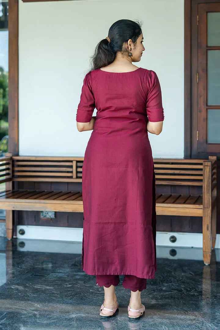 This Maroon Full Set Is Crafted Rich Vatican Silk Fabric