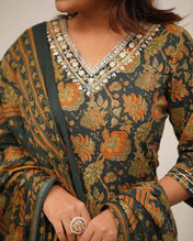 Royal Mehfil Suit Set