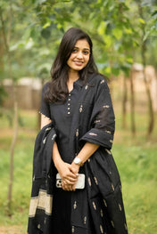 Blackberry Threads Suit