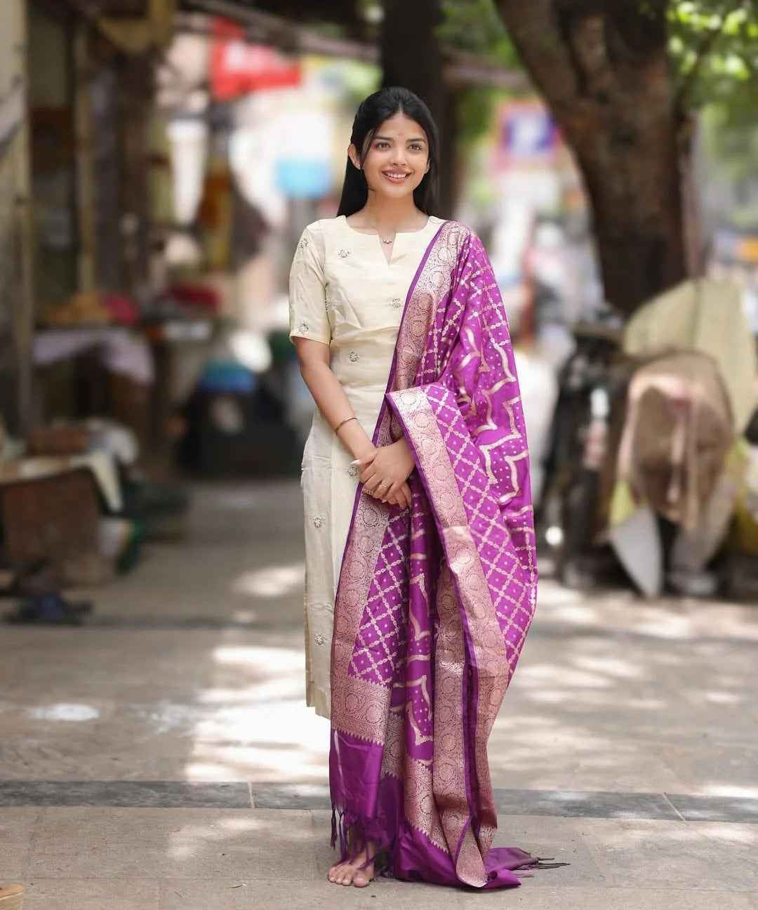 Shrungar Our Tissue Handwork Kurti And Banaras Silk Shawl Set