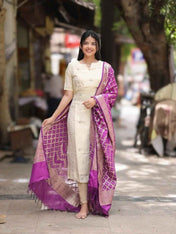 Shrungar Our Tissue Handwork Kurti And Banaras Silk Shawl Set