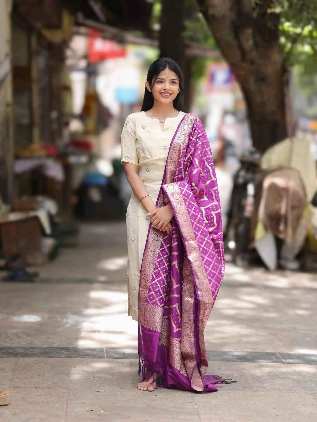 Shrungar Our Tissue Handwork Kurti And Banaras Silk Shawl Set