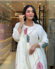 Whisper White Floral Mul Cotton Suit Set