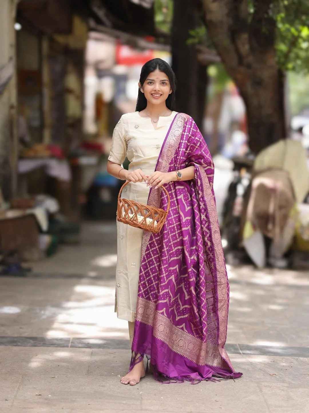 Shrungar Our Tissue Handwork Kurti And Banaras Silk Shawl Set