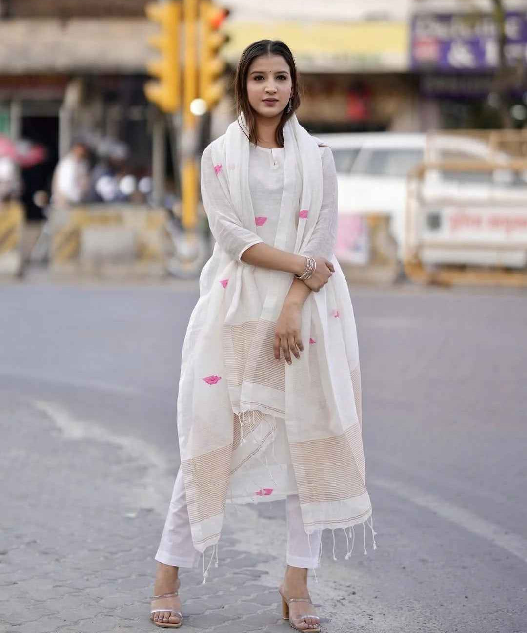 Handwoven White Kurta Set