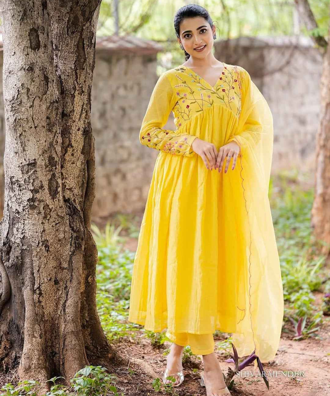 This Mul Chanderi Anarkali Kurti Set