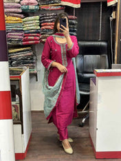 Pink Cotton Silk Hand embroidered Knot Knot kurta Pant With Contrast muslin Dupatta